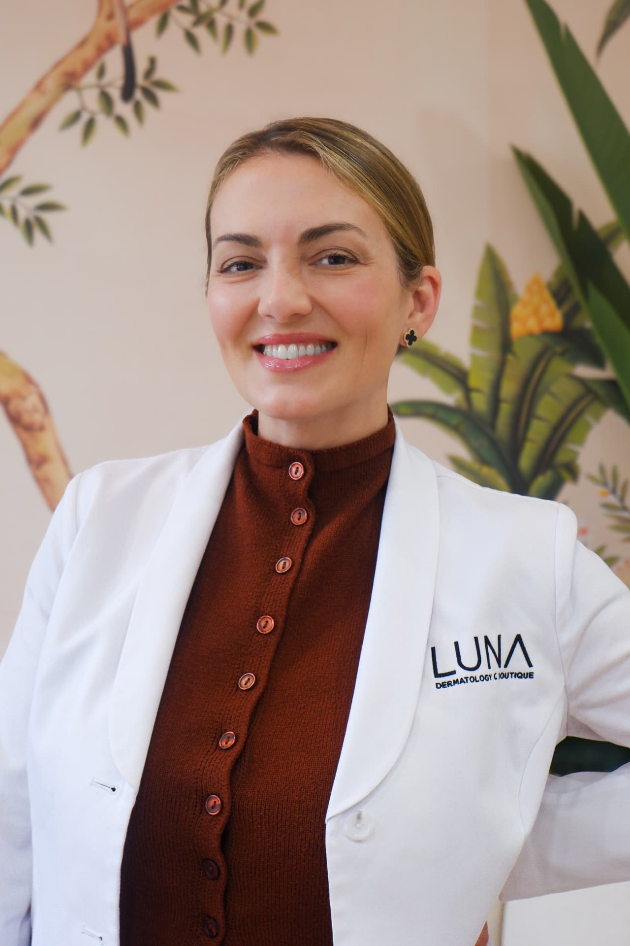 Brand portrait of a dermatologist